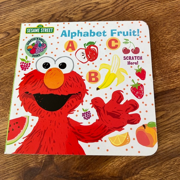 5 Sesame Street Scratch n Sniff Board Books Lot - Picture 5 of 14